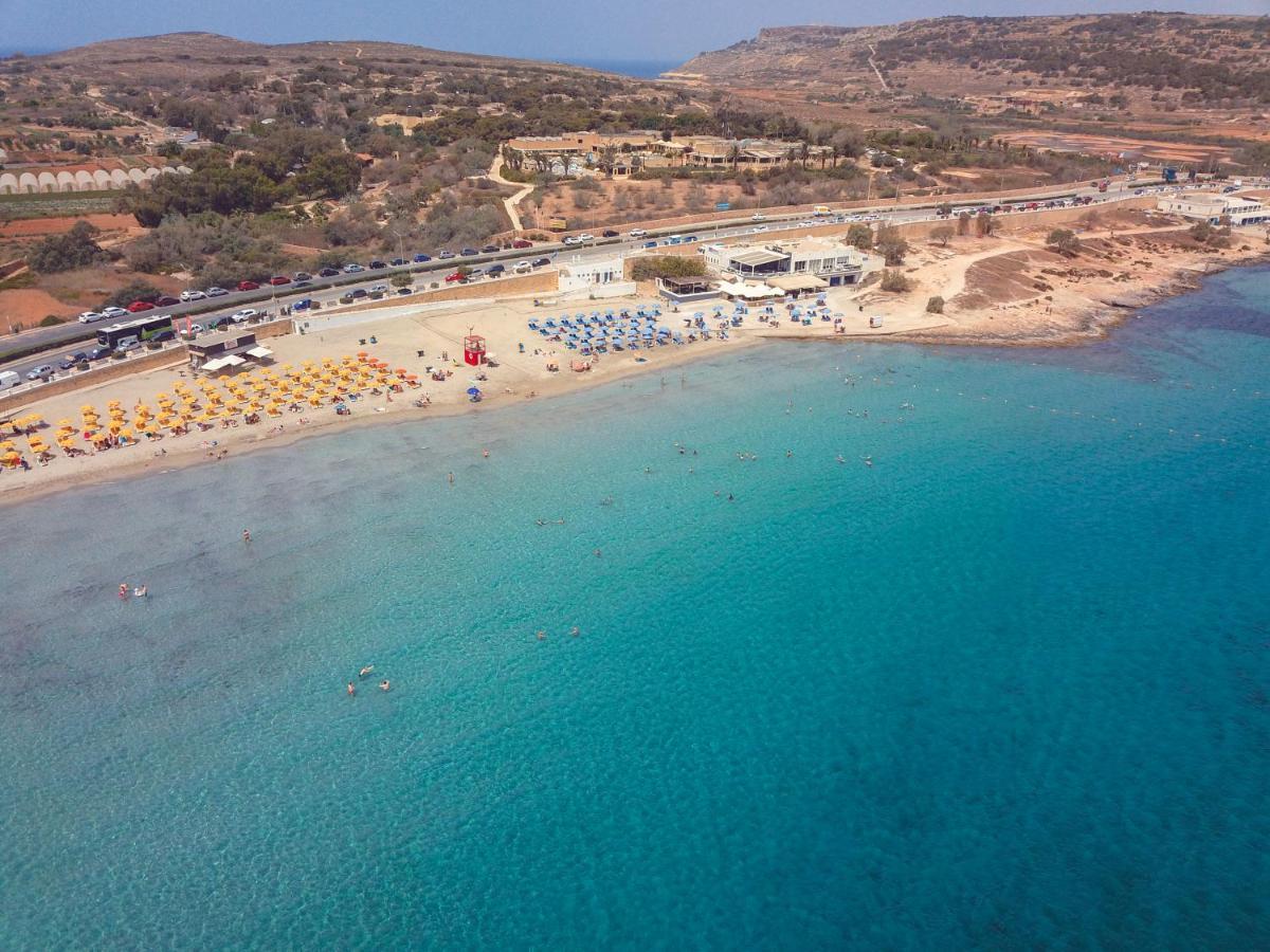 Malta'S Beachfront Apartment In Mellieħa Exterior foto